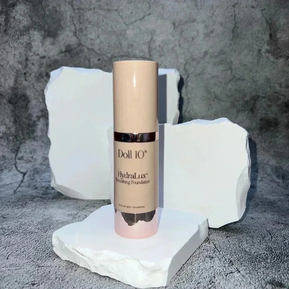 DOLL 10 HYDRALUX FULL COVERAGE SMOOTHING  FOUNDATION BRAND NEW NEVER‎ USED TAN - Picture 1 of 12